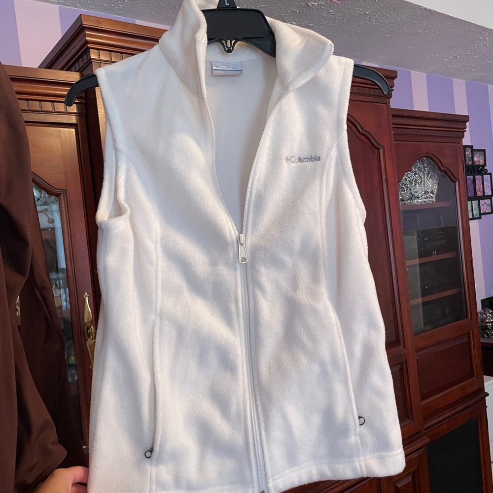 Columbia Vest